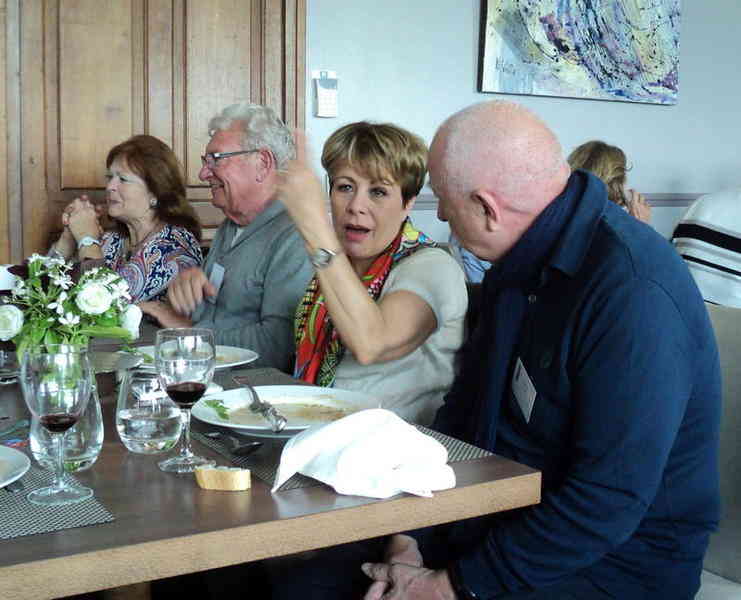 5_PGK2016 011 (Rouppert).jpg - Les langues se délient.